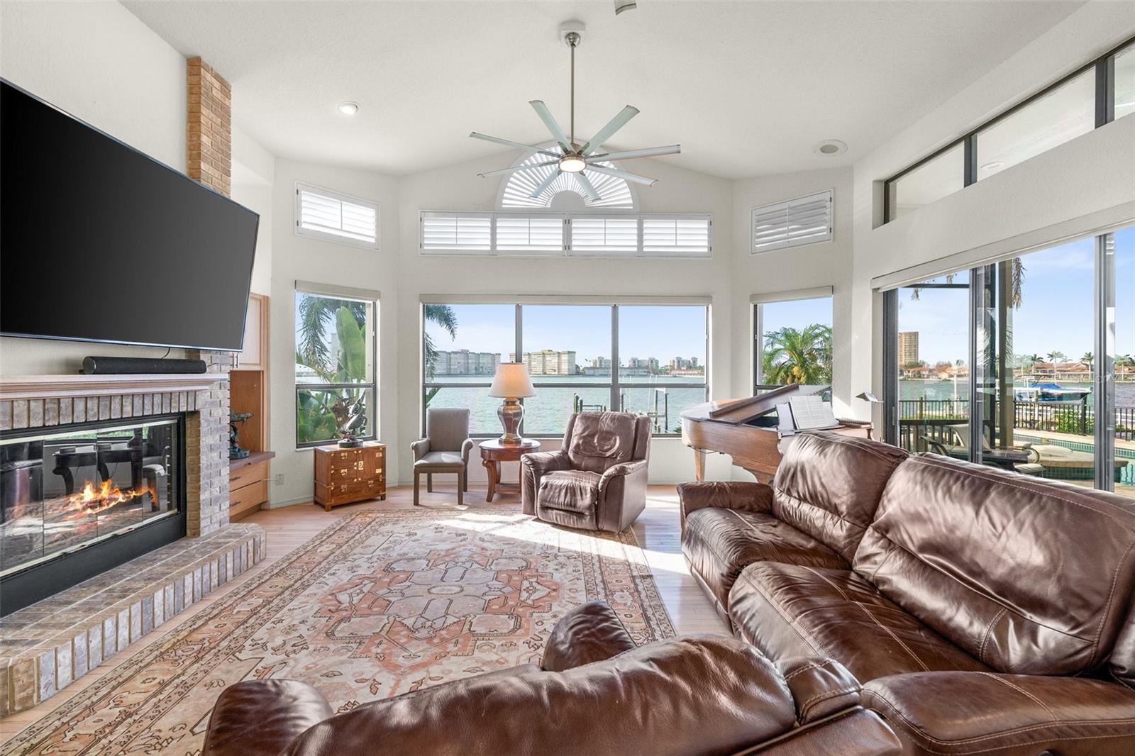 BAYWAY ISLES UNIT 2 REP - Residential