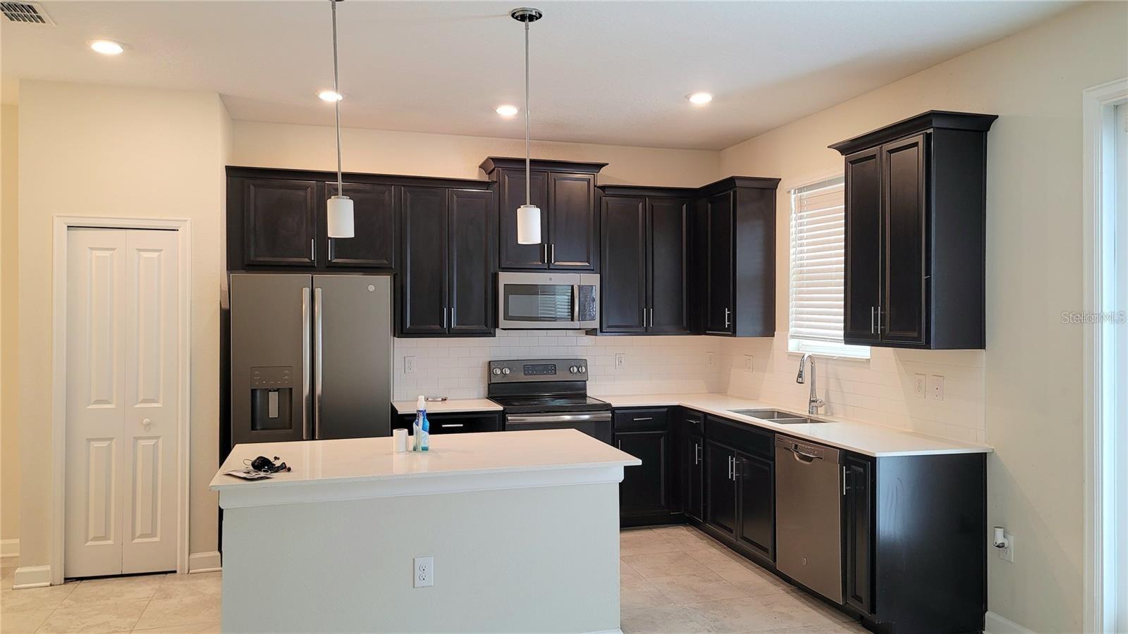 Beautiful 3 bed/2.5 bath townhome with two car garage. 5 miles west of Disney World. Lake Buena Vista, and Disney Springs are just 3 miles North. Close to Walmart Supercenter, Publix, and Sam's Club, walking distance to Super Target, 2 miles to The Loop shopping mall, tons of restaurants, and convenient stores around. The clubhouse boasts a resort-style community pool, waterslides, fitness center, hedge maze, and playground. Income x 2.5 is required, no eviction history. No smoke.
