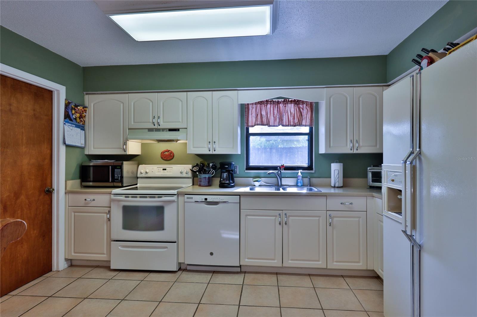 Florida Shores 01 - Residential