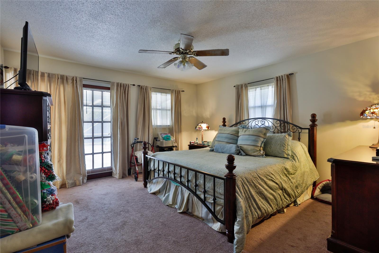 Florida Shores 01 - Residential