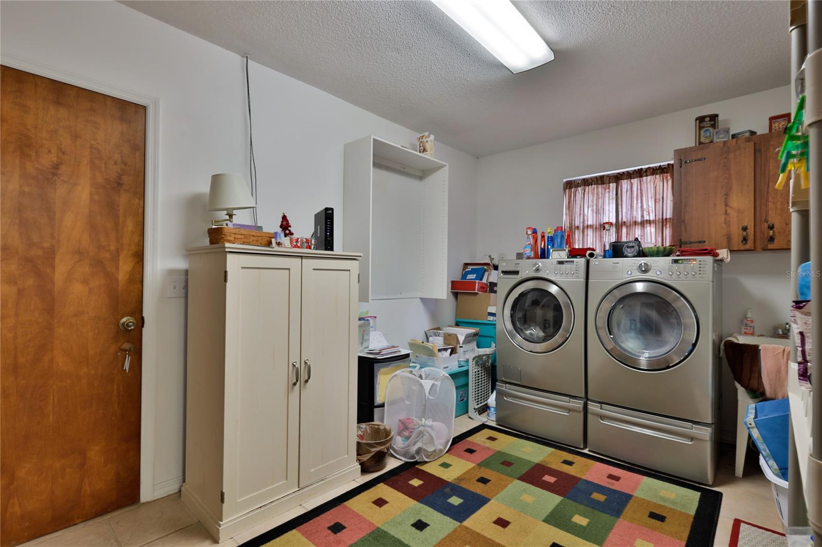 Florida Shores 01 - Residential