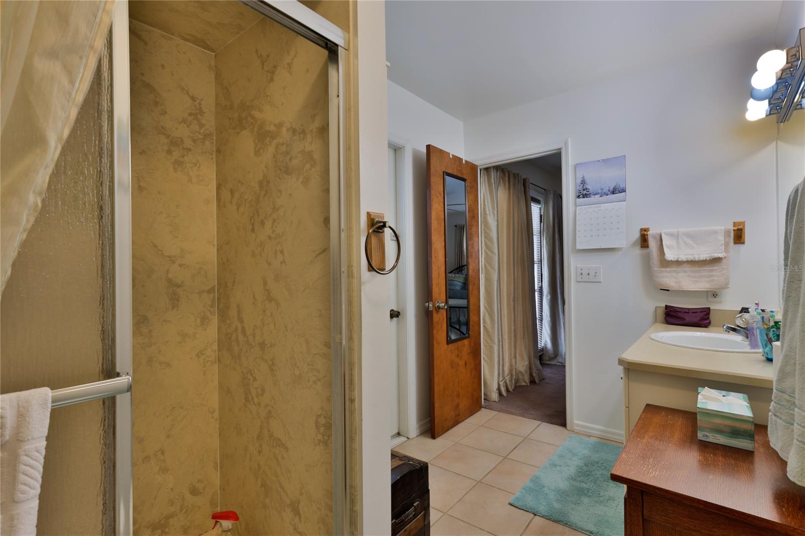 Florida Shores 01 - Residential