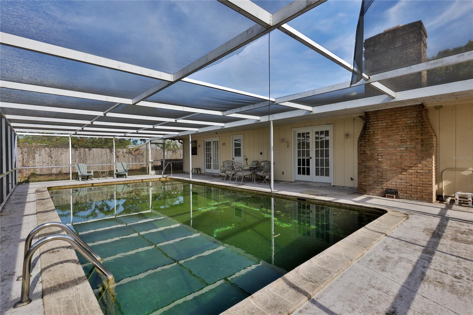 Florida Shores 01 - Residential