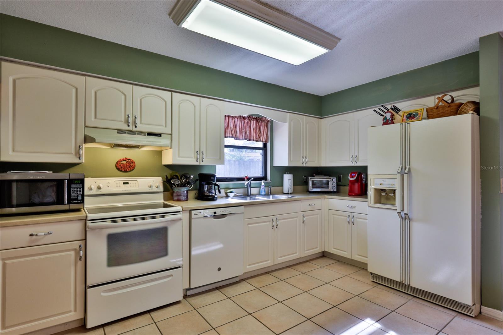 Florida Shores 01 - Residential