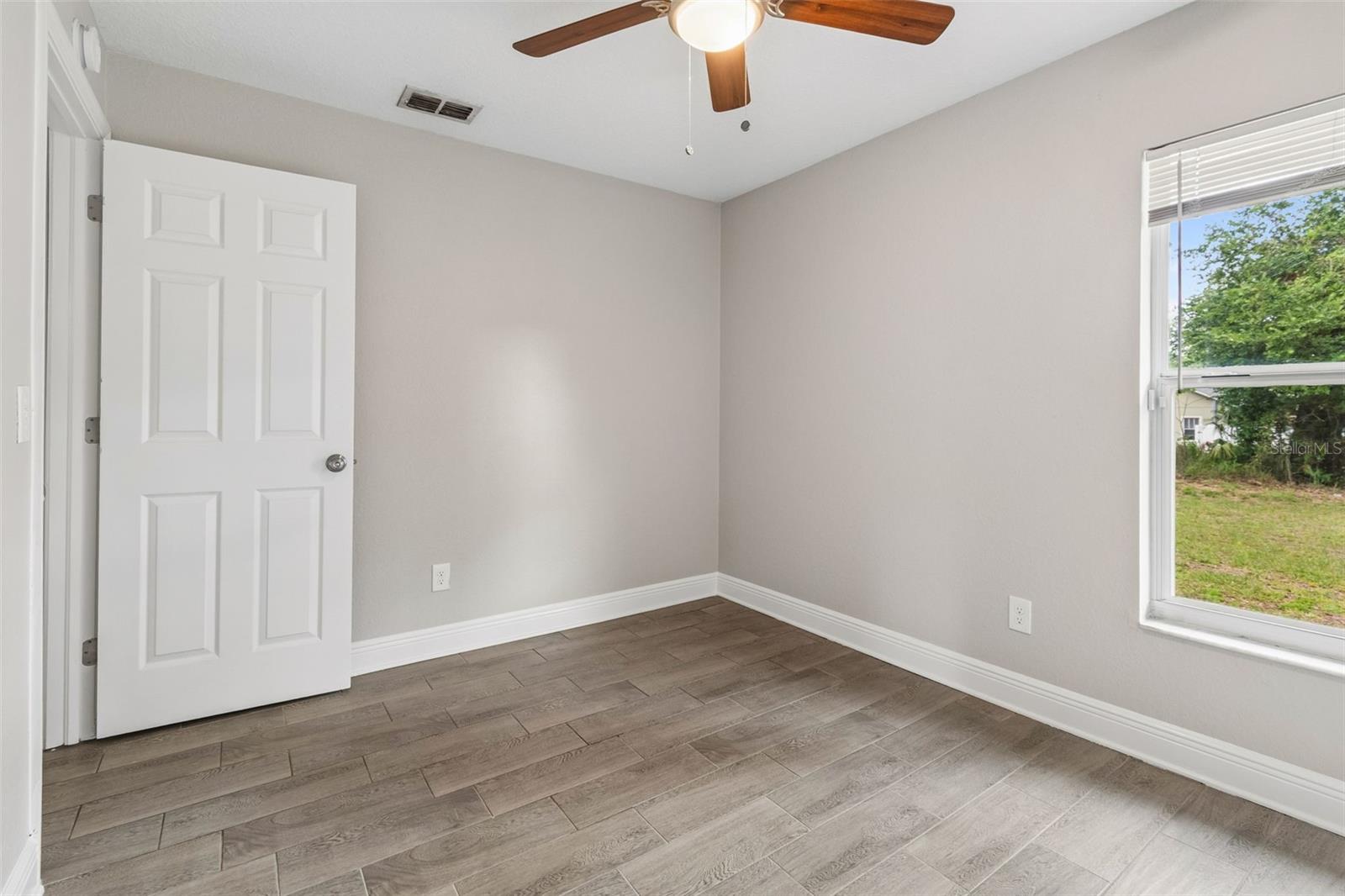 AVON SPGS - Residential