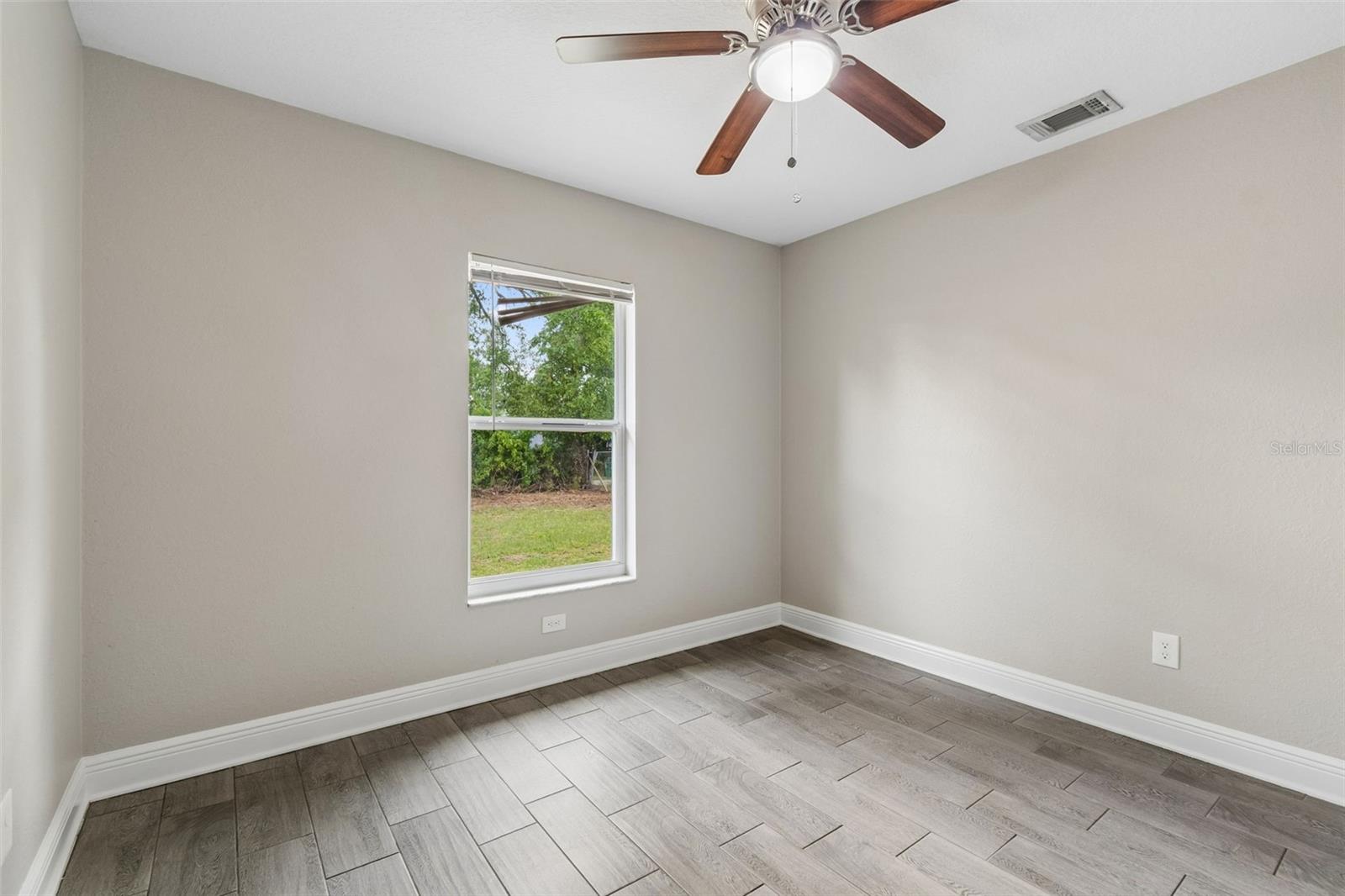 AVON SPGS - Residential