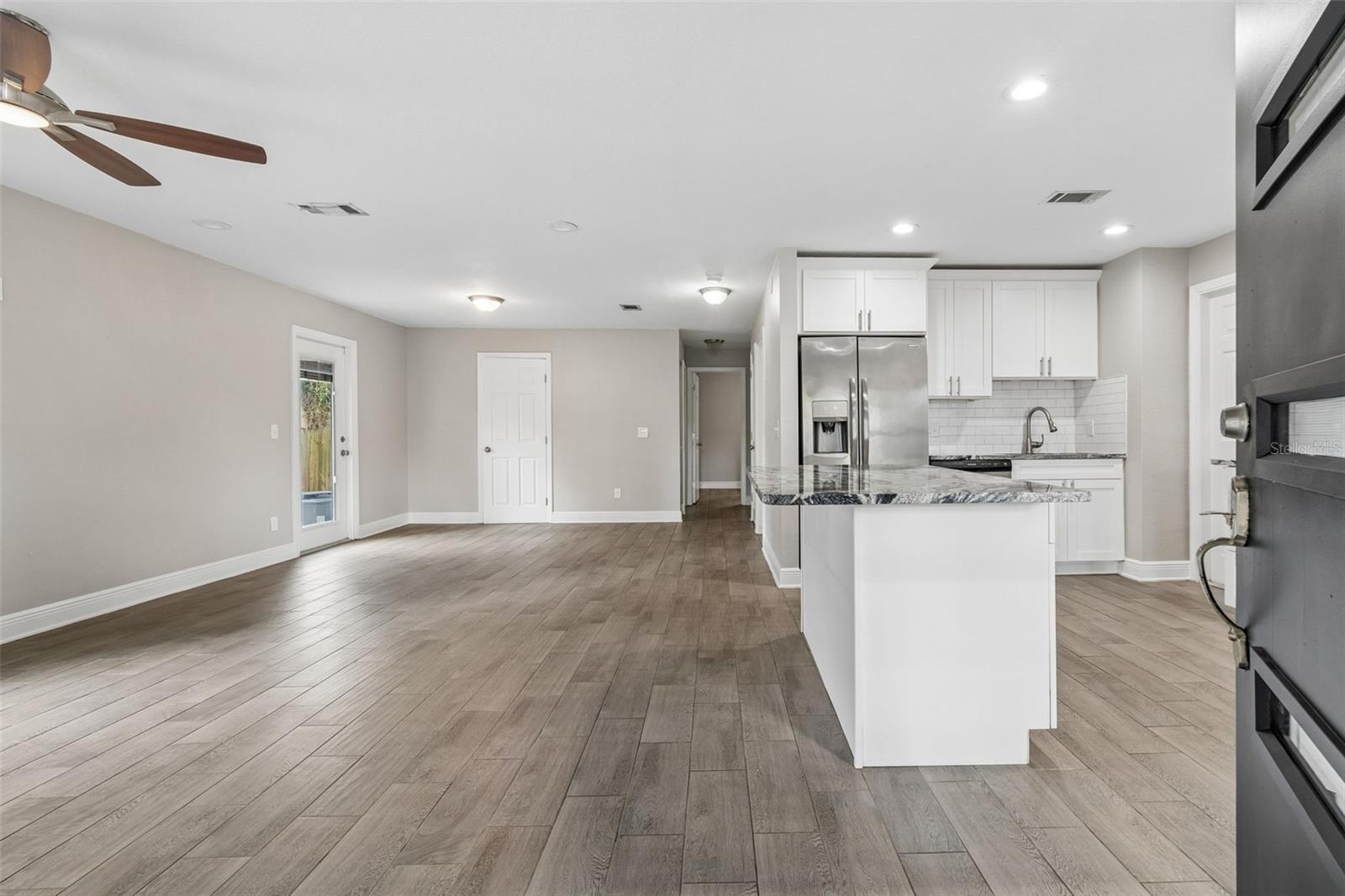 310 E CLINTON STREET