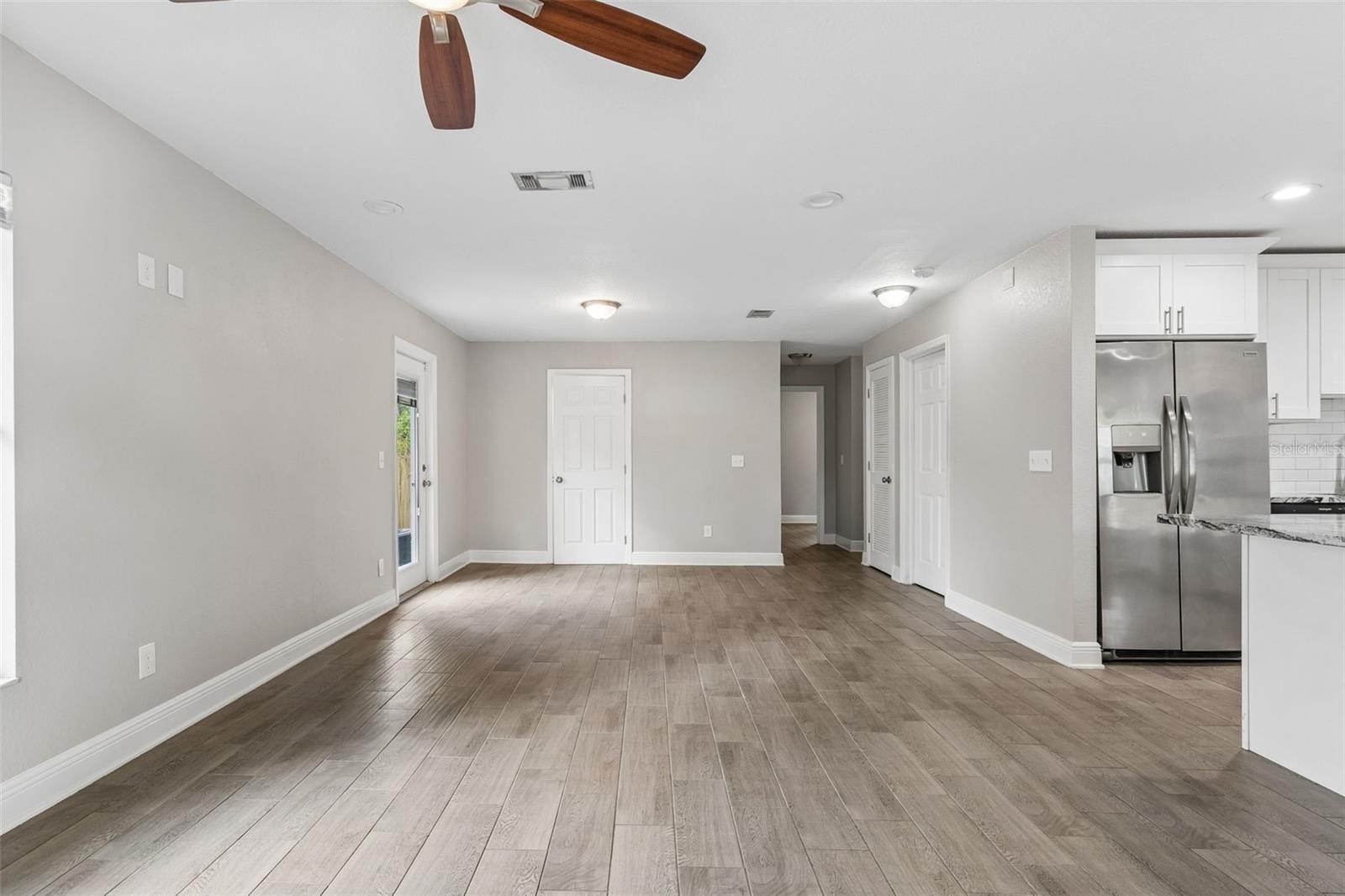 310 E CLINTON STREET