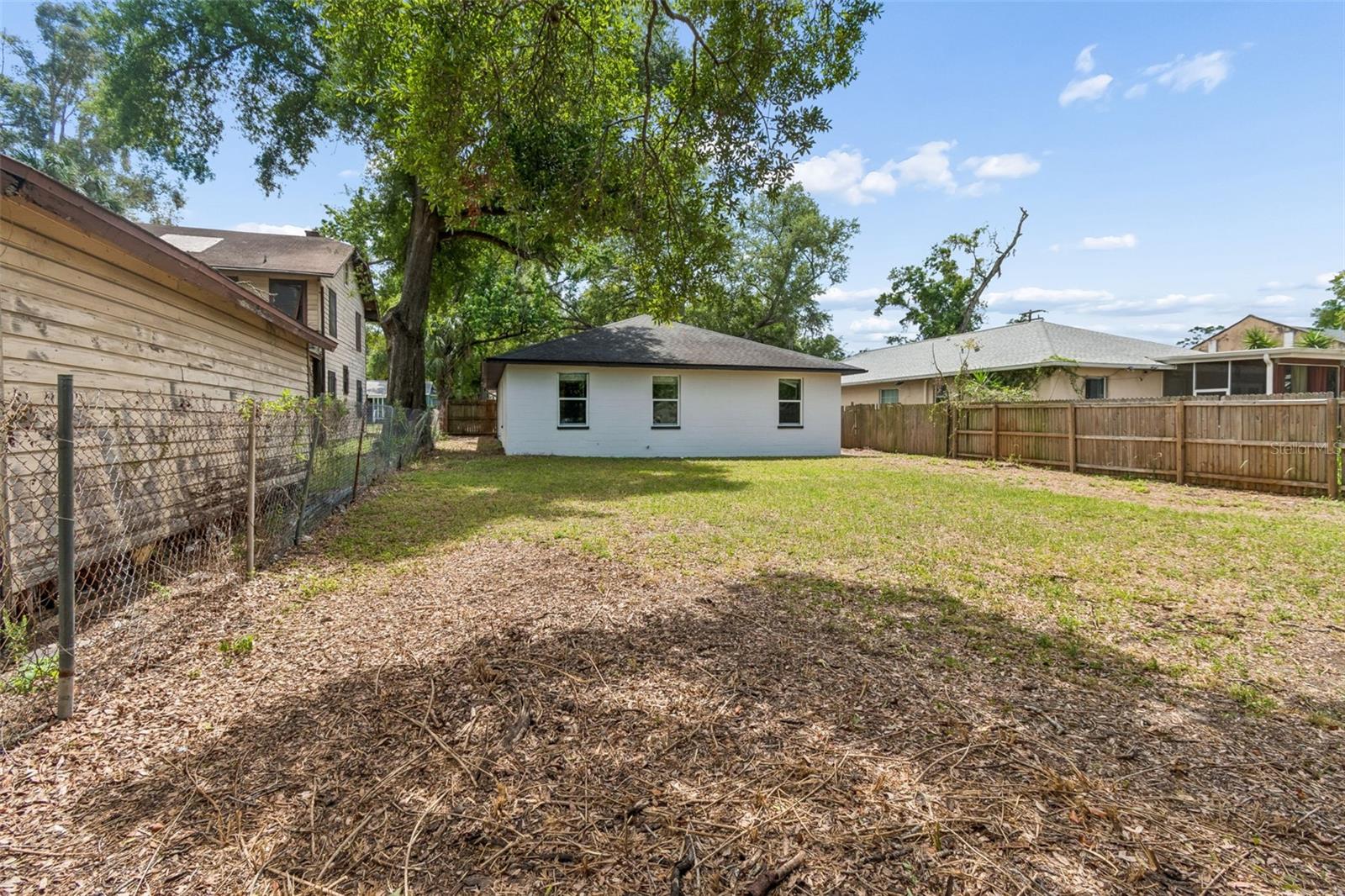 AVON SPGS - Residential