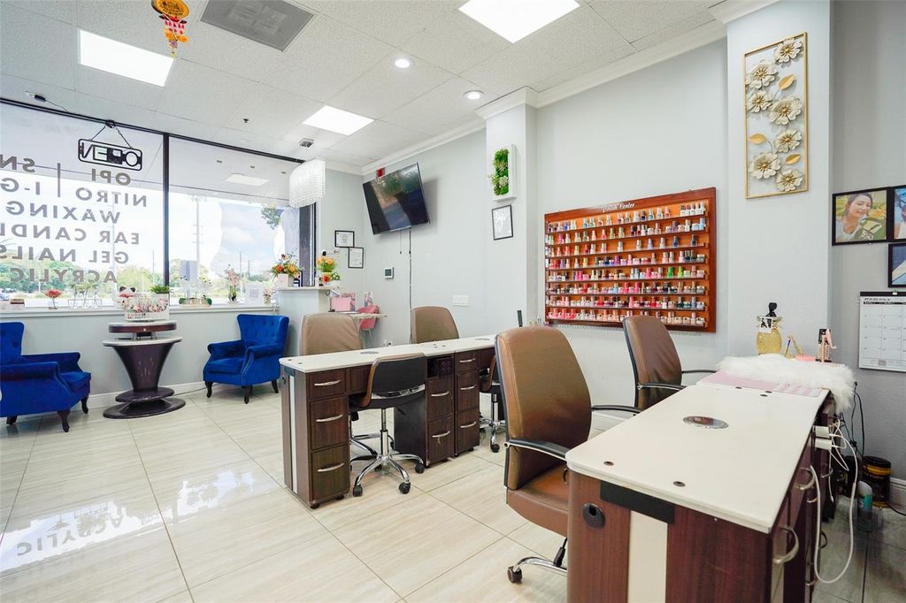 Photo of 865 Fl-436, Casselberry, FL 32707 (MLS # O6356994)