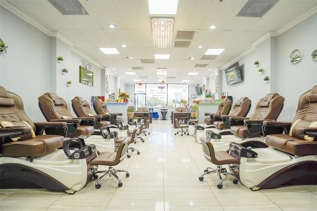 Photo of 865 Fl-436, Casselberry, FL 32707 (MLS # O6356994)