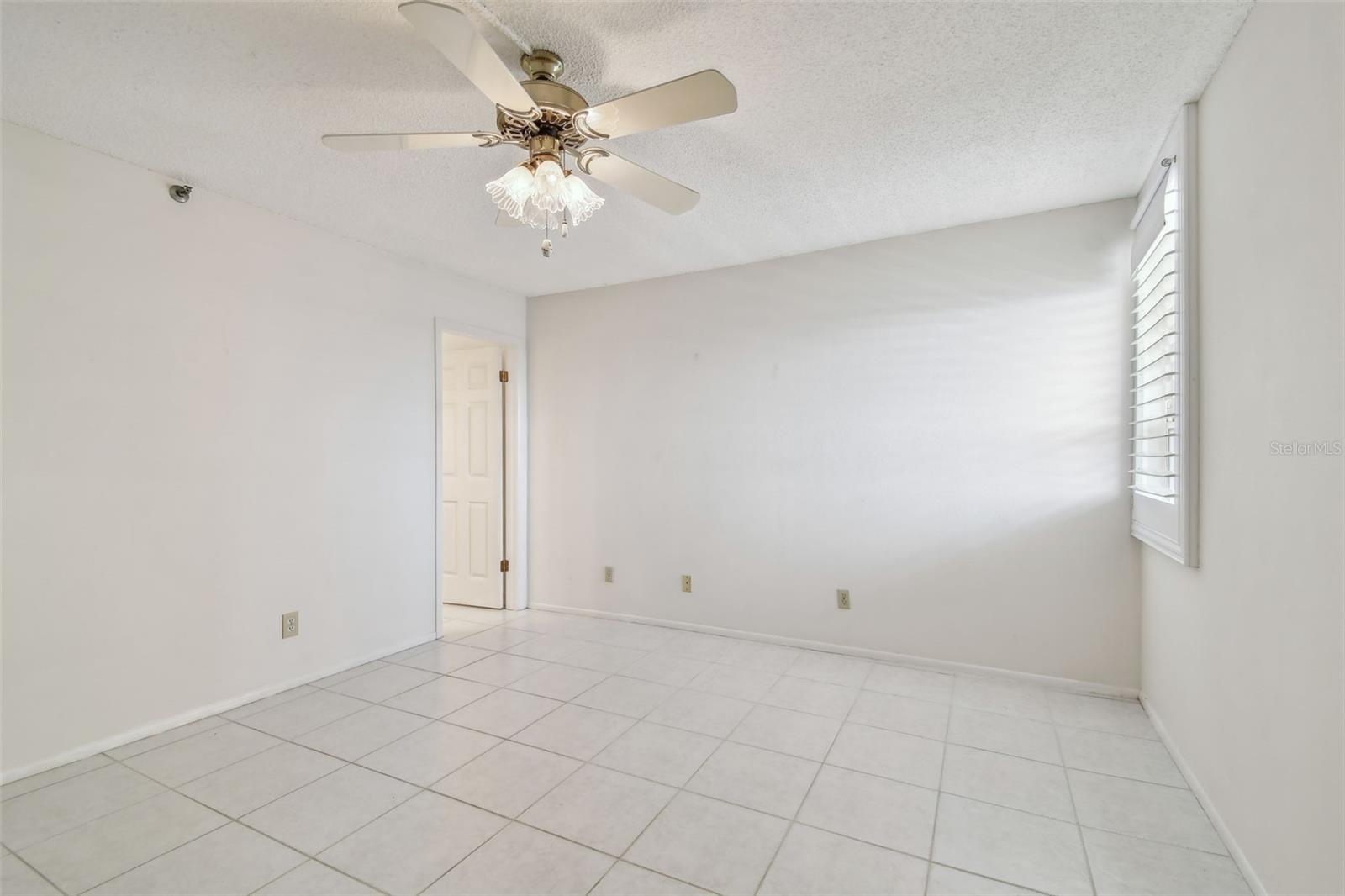 REDINGTON TOWERS 1 CONDO - Residential Lease