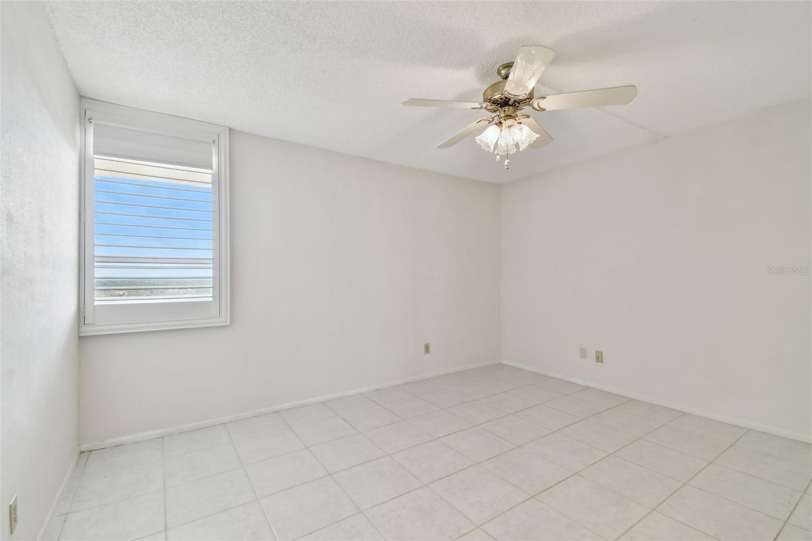 REDINGTON TOWERS 1 CONDO - Residential Lease