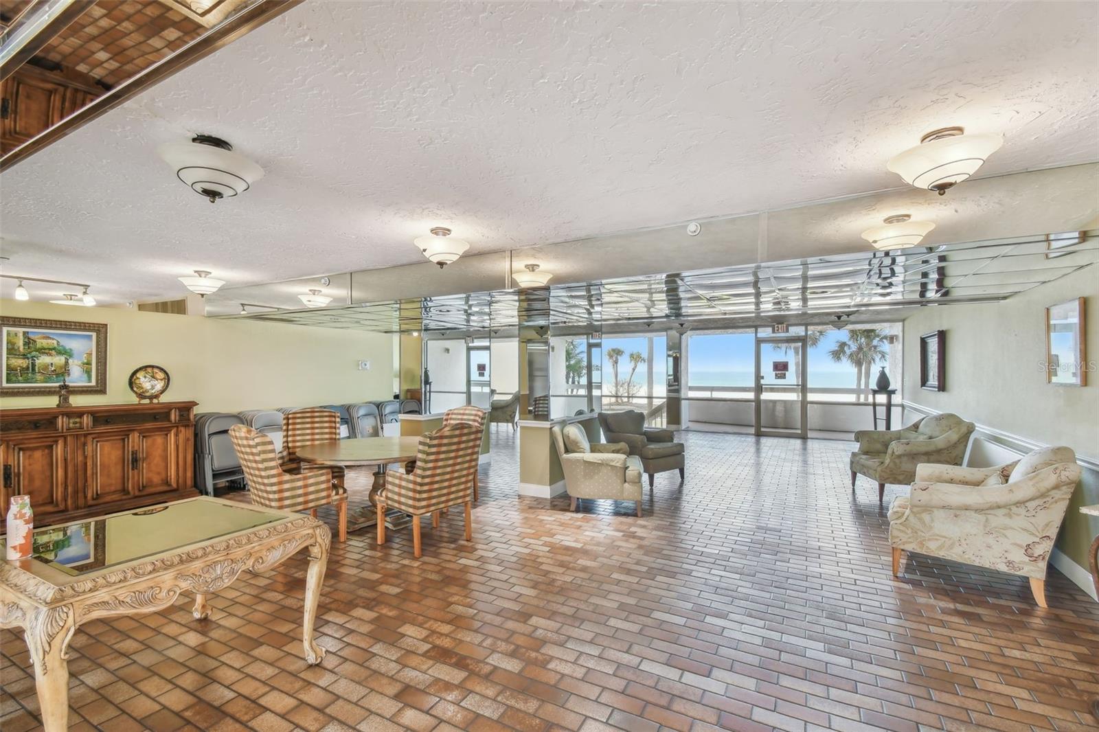 REDINGTON TOWERS 1 CONDO - Residential Lease