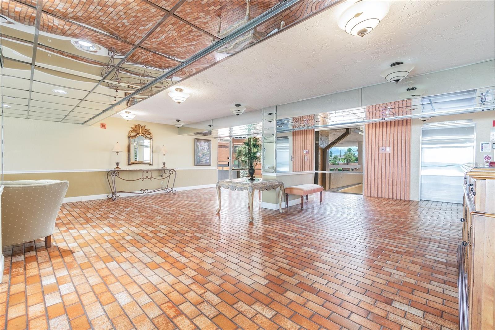 REDINGTON TOWERS 1 CONDO - Residential Lease