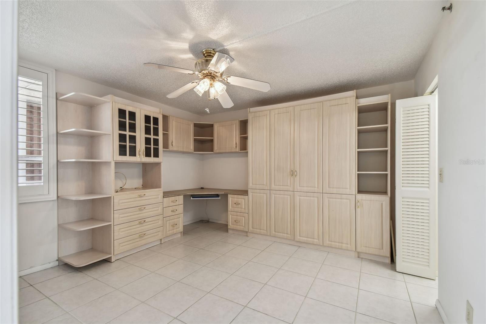 REDINGTON TOWERS 1 CONDO - Residential Lease