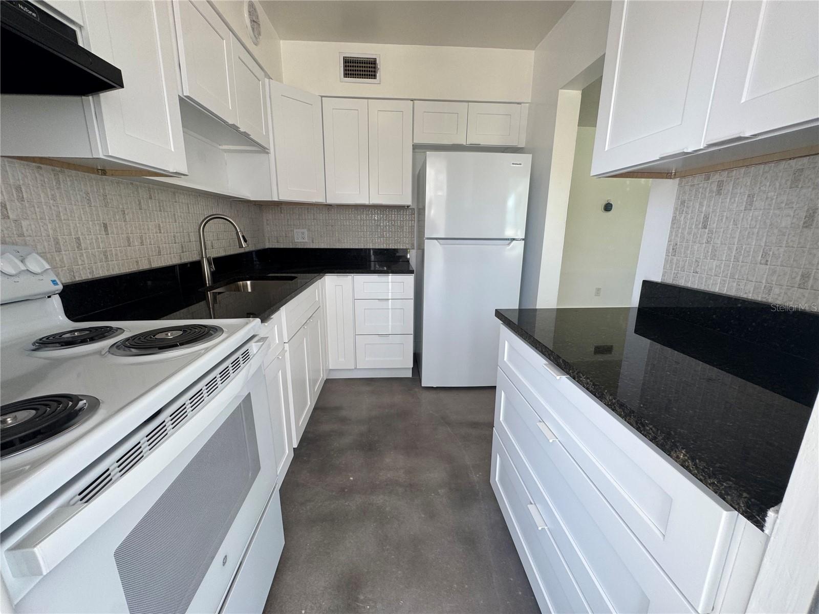 ISLE OF PALMS - Residential Lease