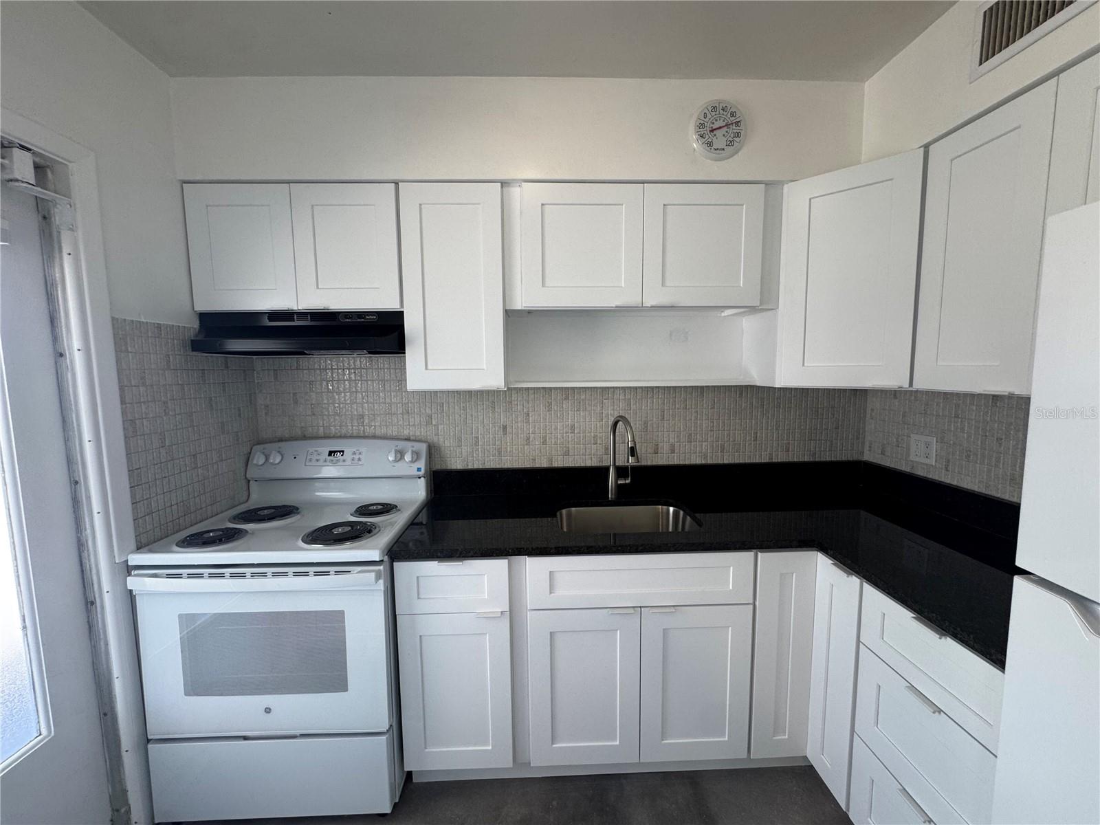 ISLE OF PALMS - Residential Lease