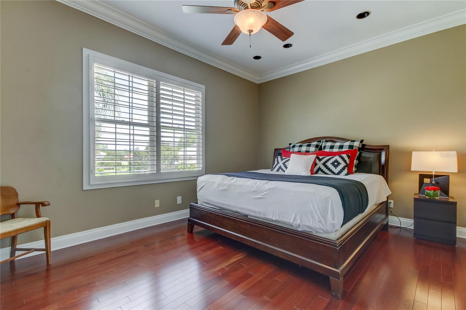 CHEVAL POLO & GOLF CL PHAS - Residential Lease