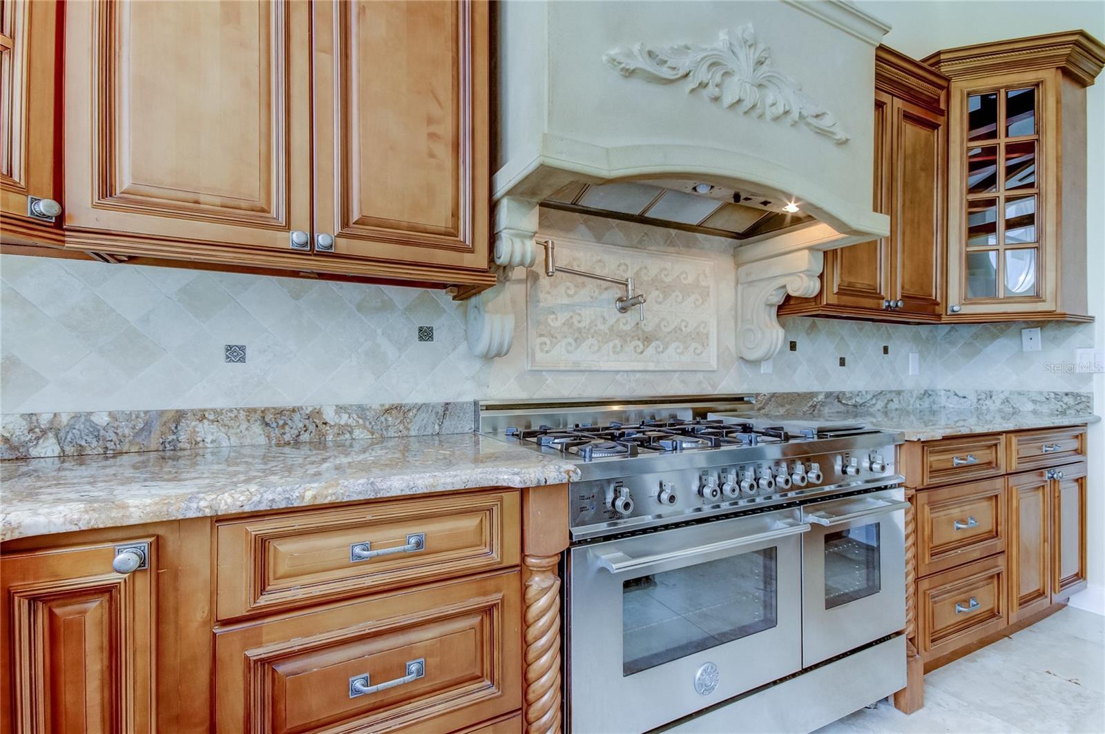 CHEVAL POLO & GOLF CL PHAS - Residential Lease