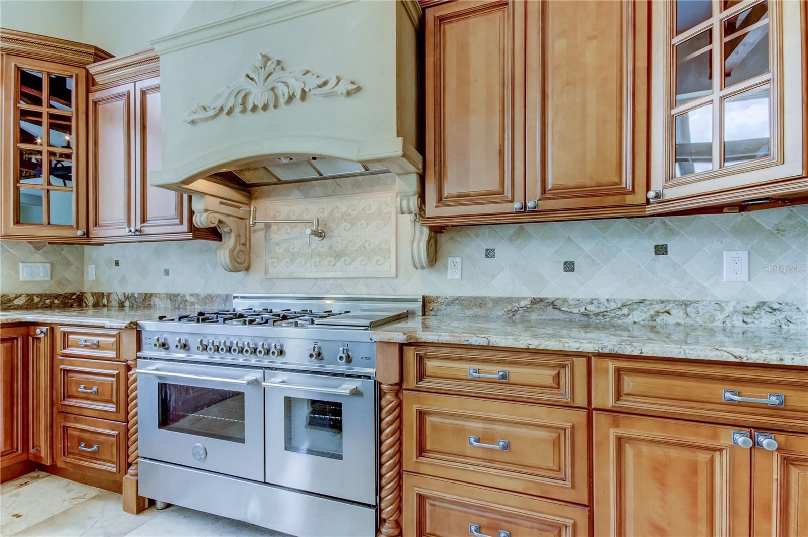 CHEVAL POLO & GOLF CL PHAS - Residential Lease