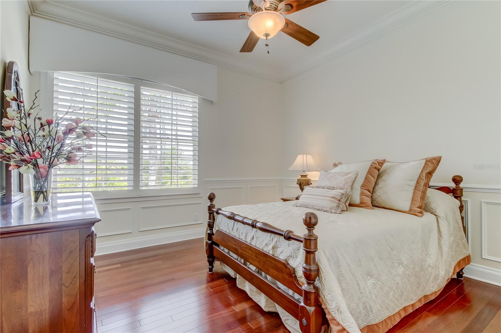 CHEVAL POLO & GOLF CL PHAS - Residential Lease