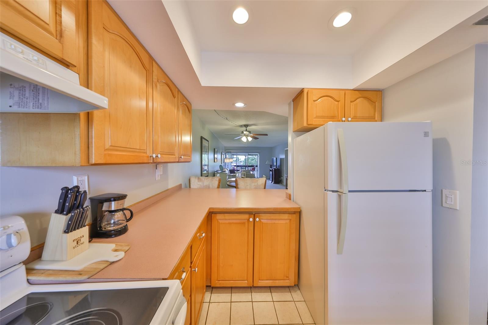 ANCHOR POINT A CONDO - Residential Lease