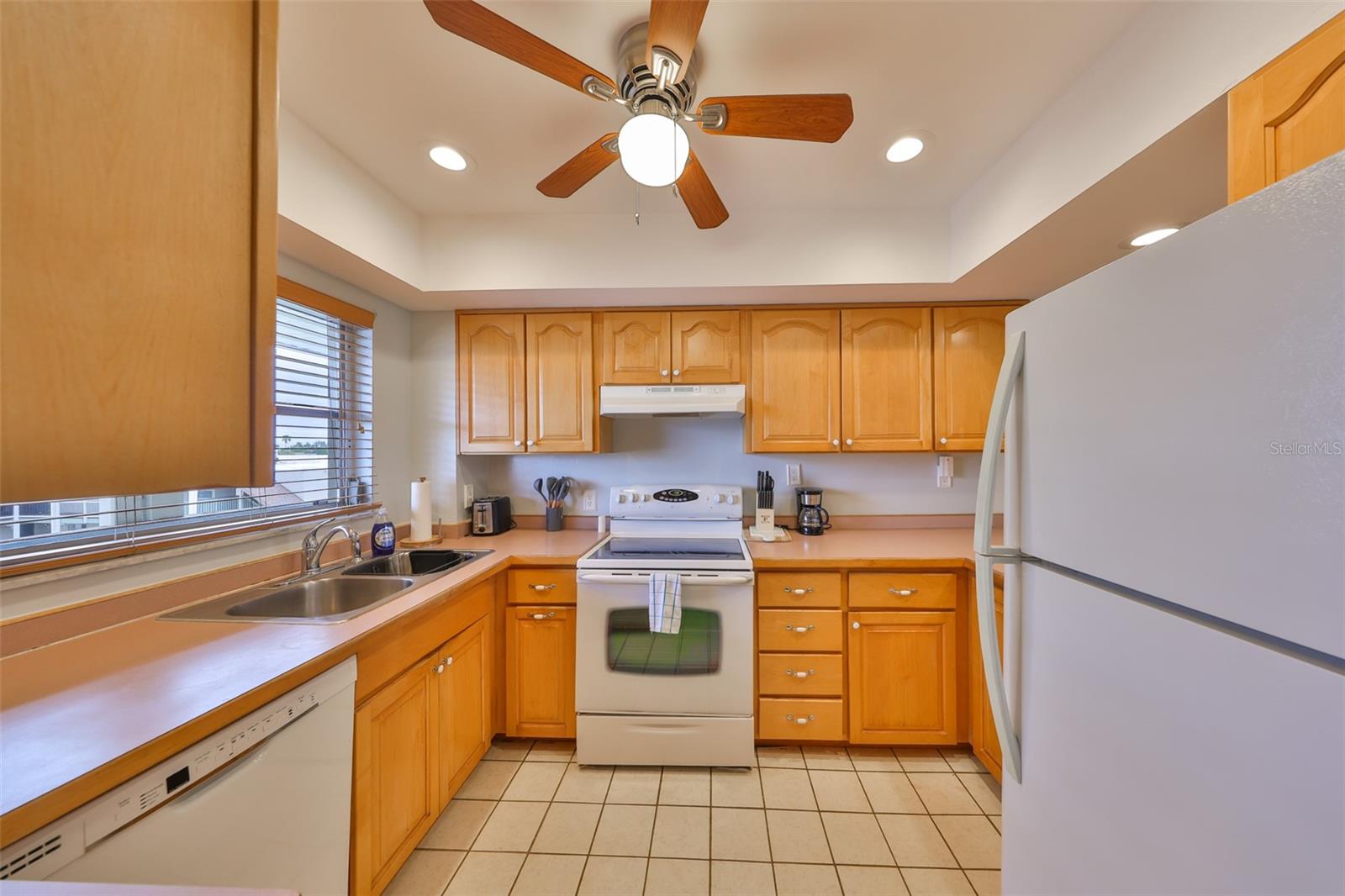 ANCHOR POINT A CONDO - Residential Lease