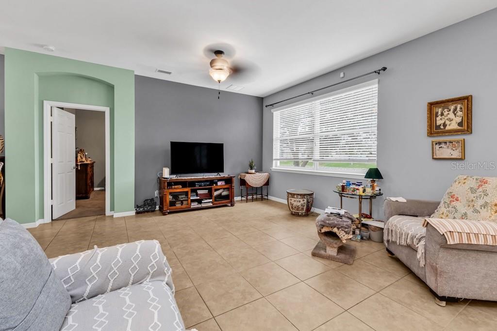 RIO VILLA LAKES - Residential