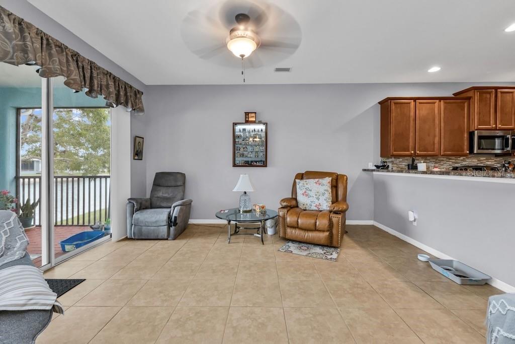 RIO VILLA LAKES - Residential