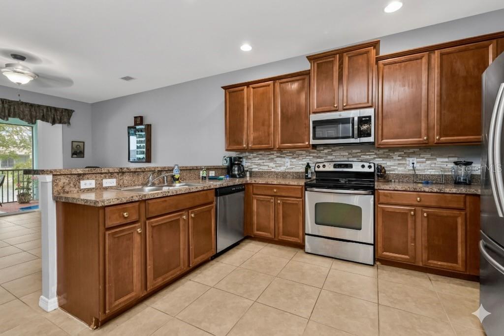 RIO VILLA LAKES - Residential