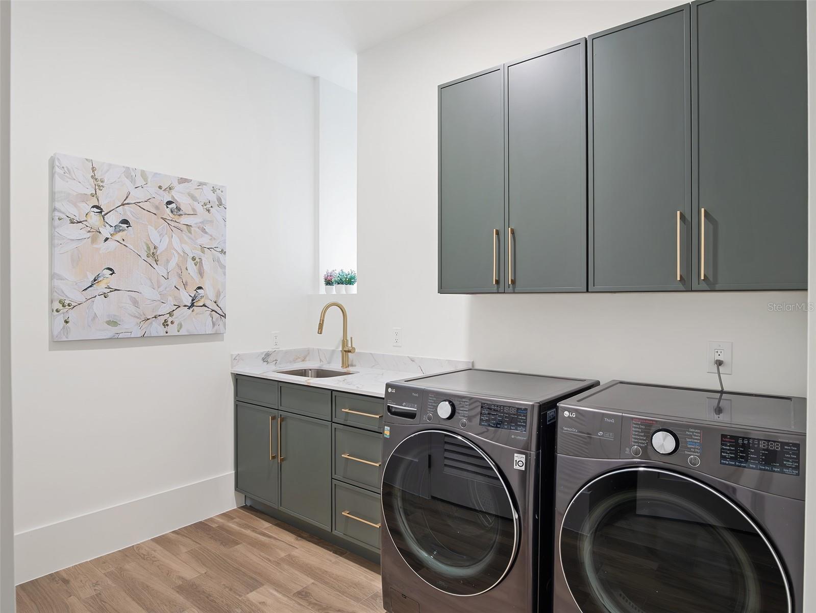 ISLEWORTH - Residential