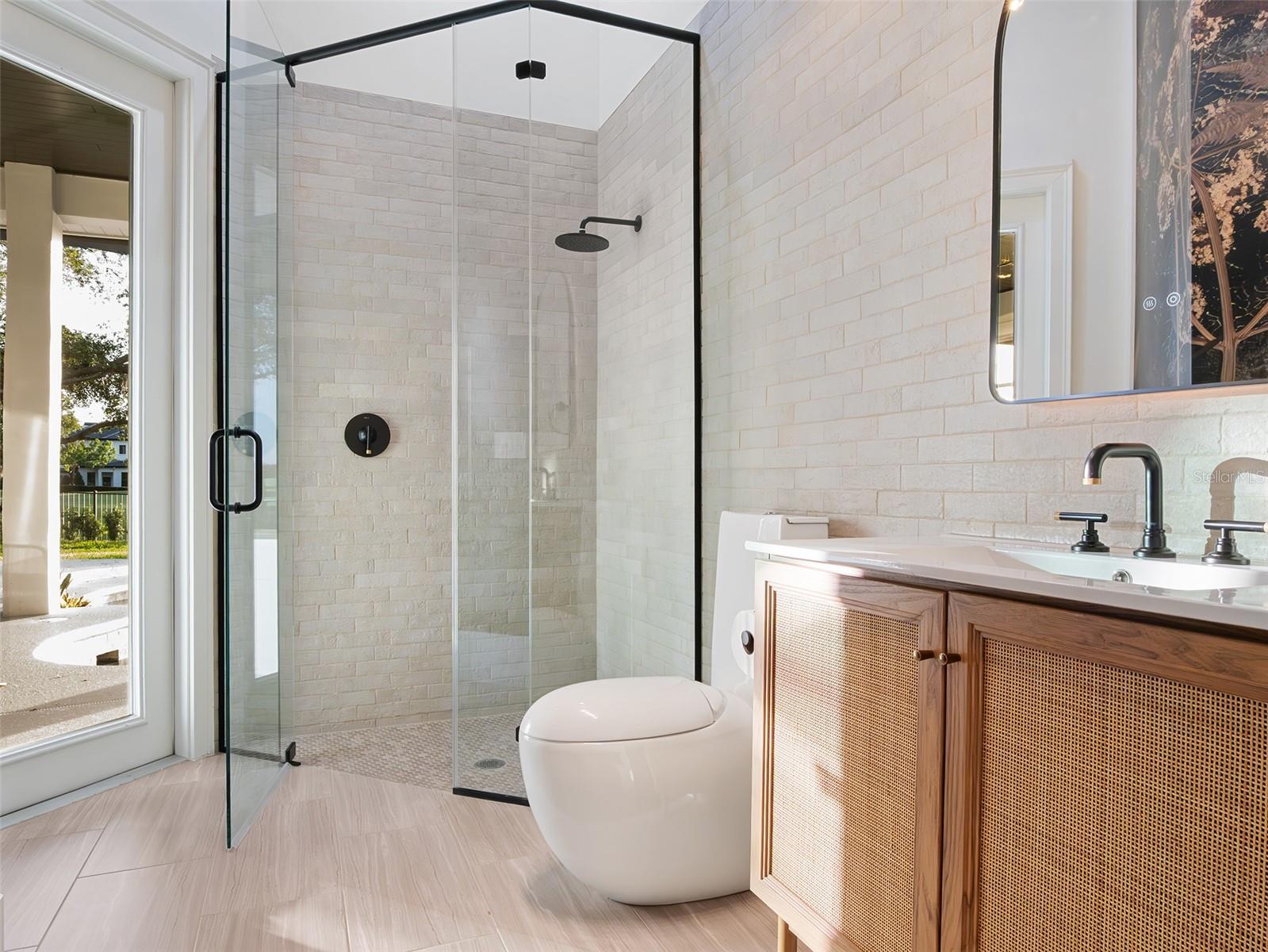 ISLEWORTH - Residential