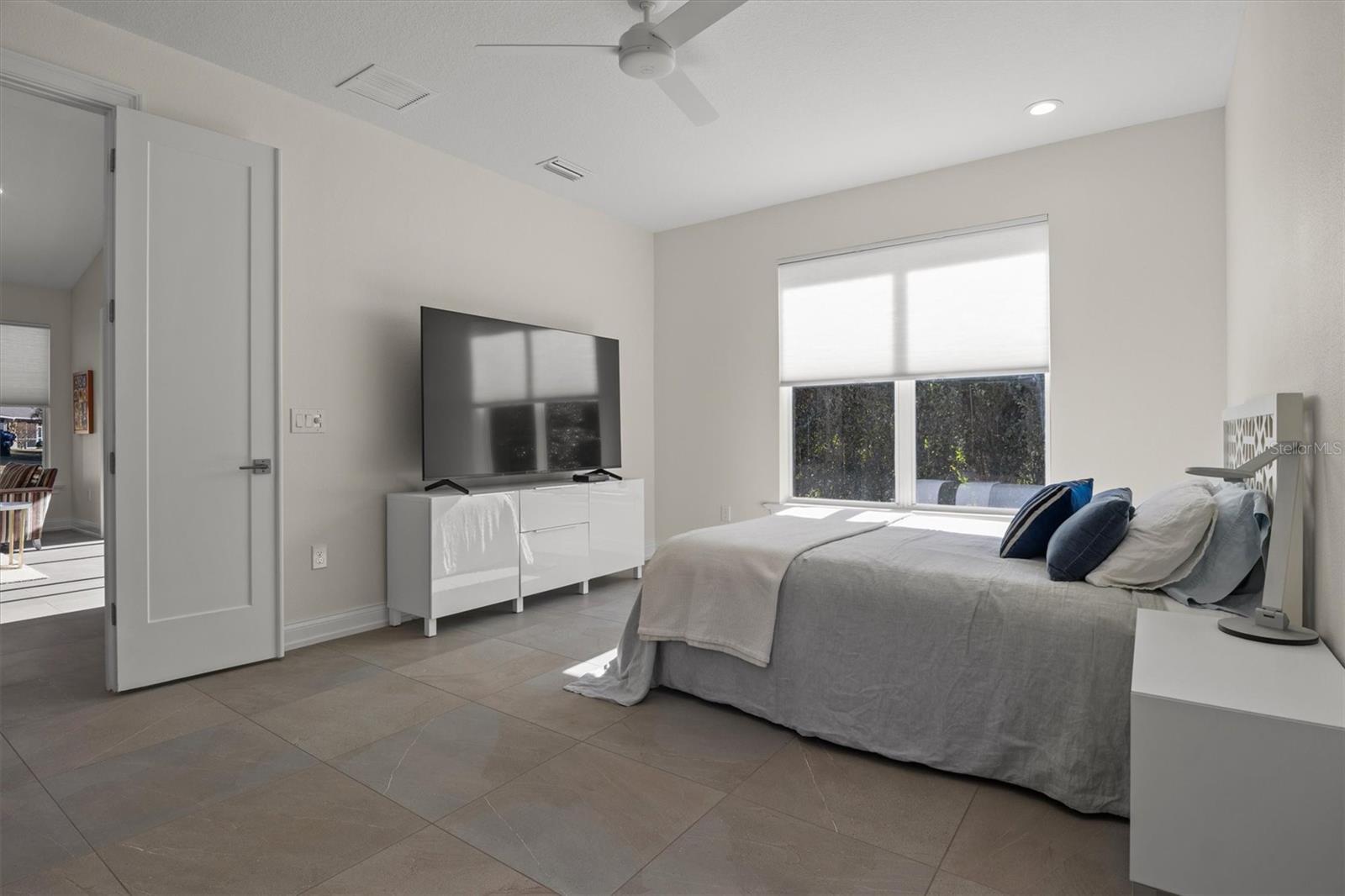 7826 LAKE JAMES BOULEVARD