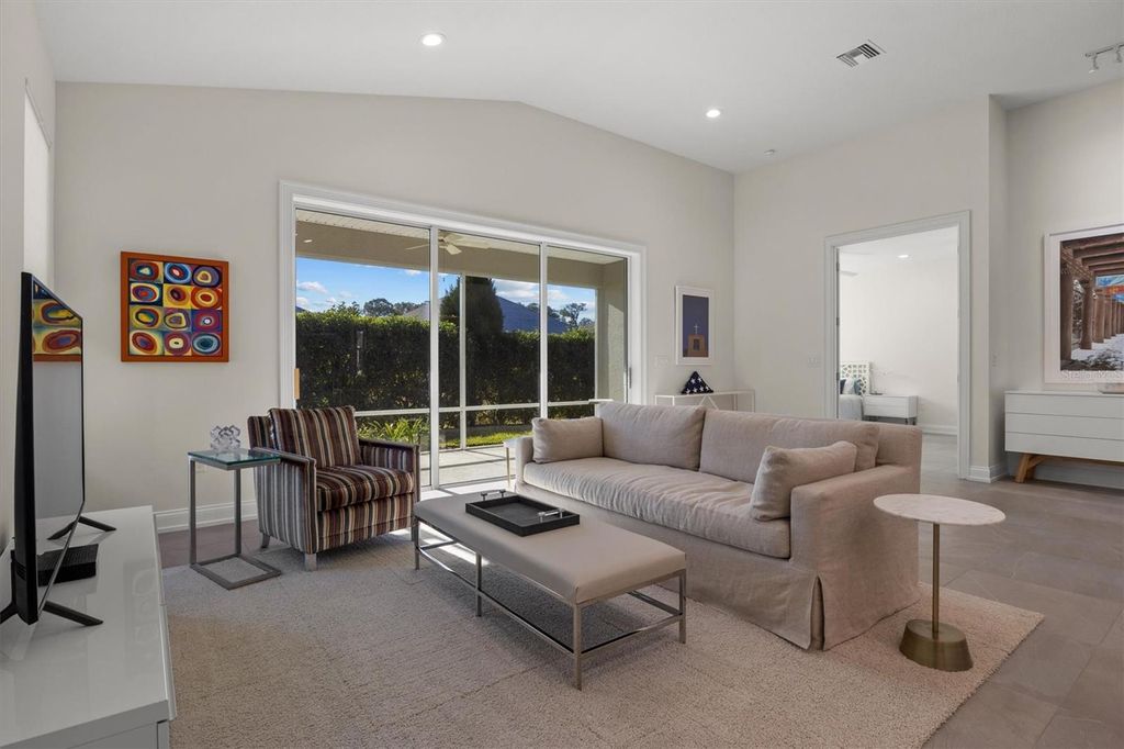 Photo of 7826 Lake James Boulevard, Lakeland, FL 33810 (MLS # L4958971)