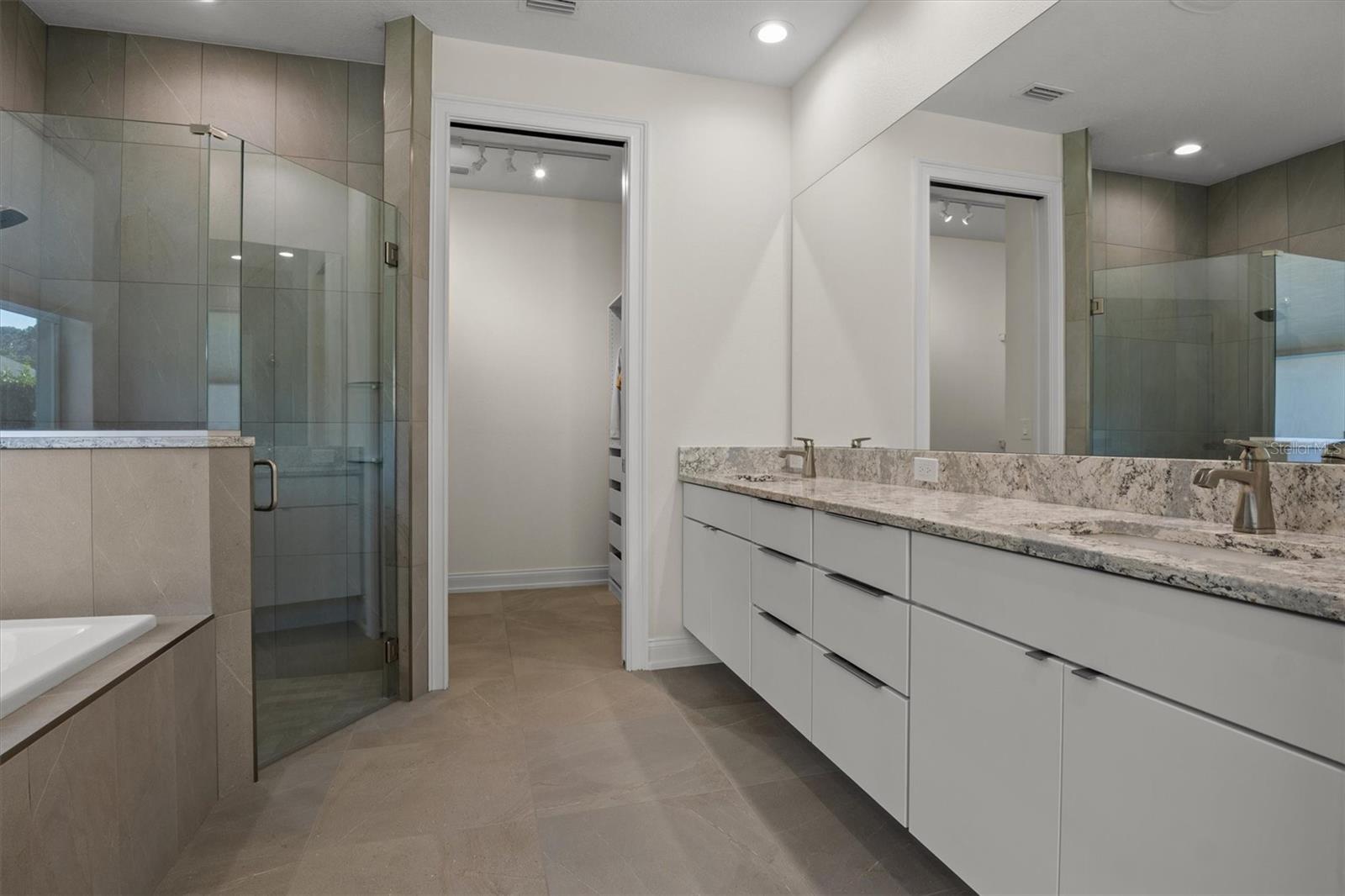 7826 LAKE JAMES BOULEVARD