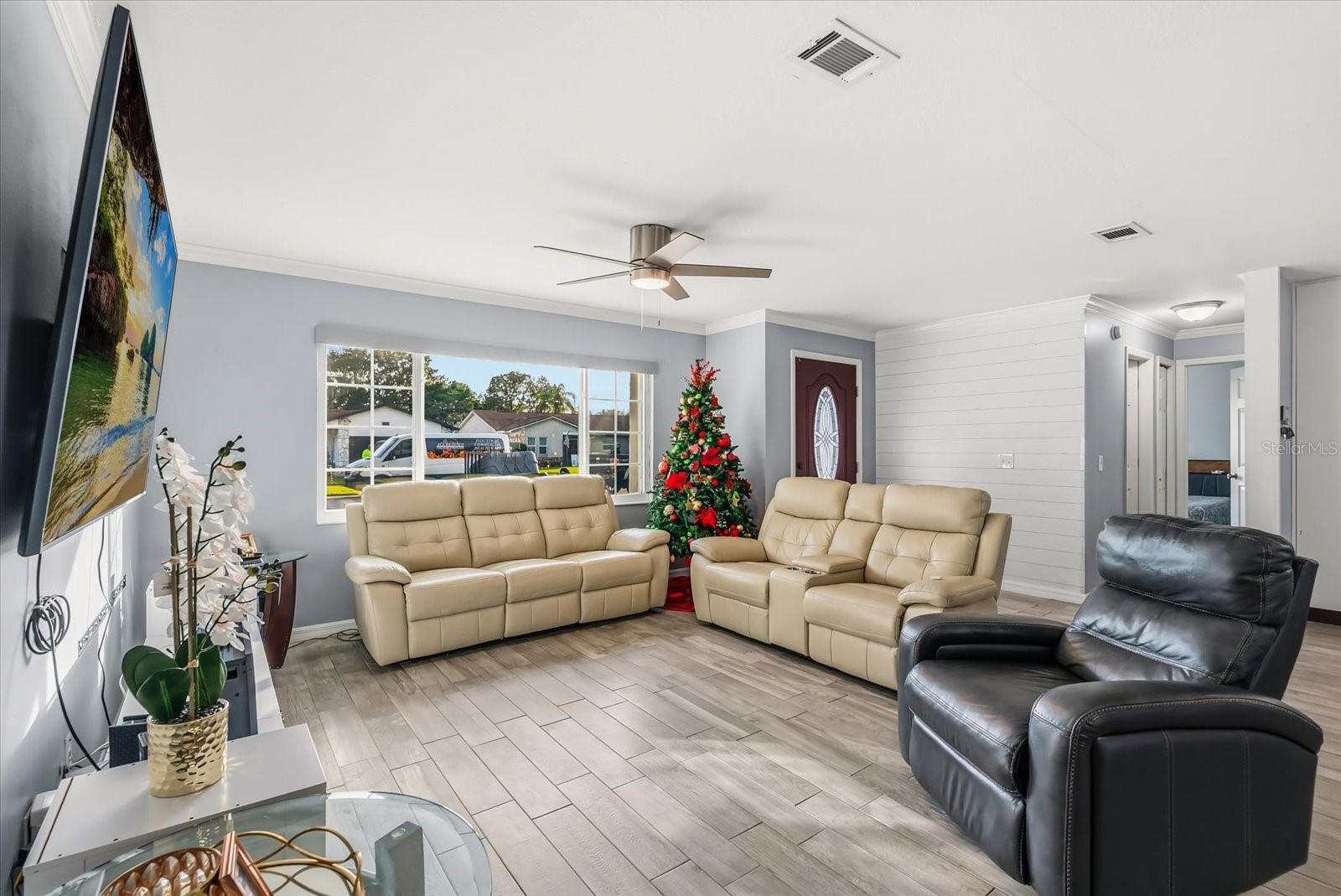 9729 HEATHERWOOD COURT