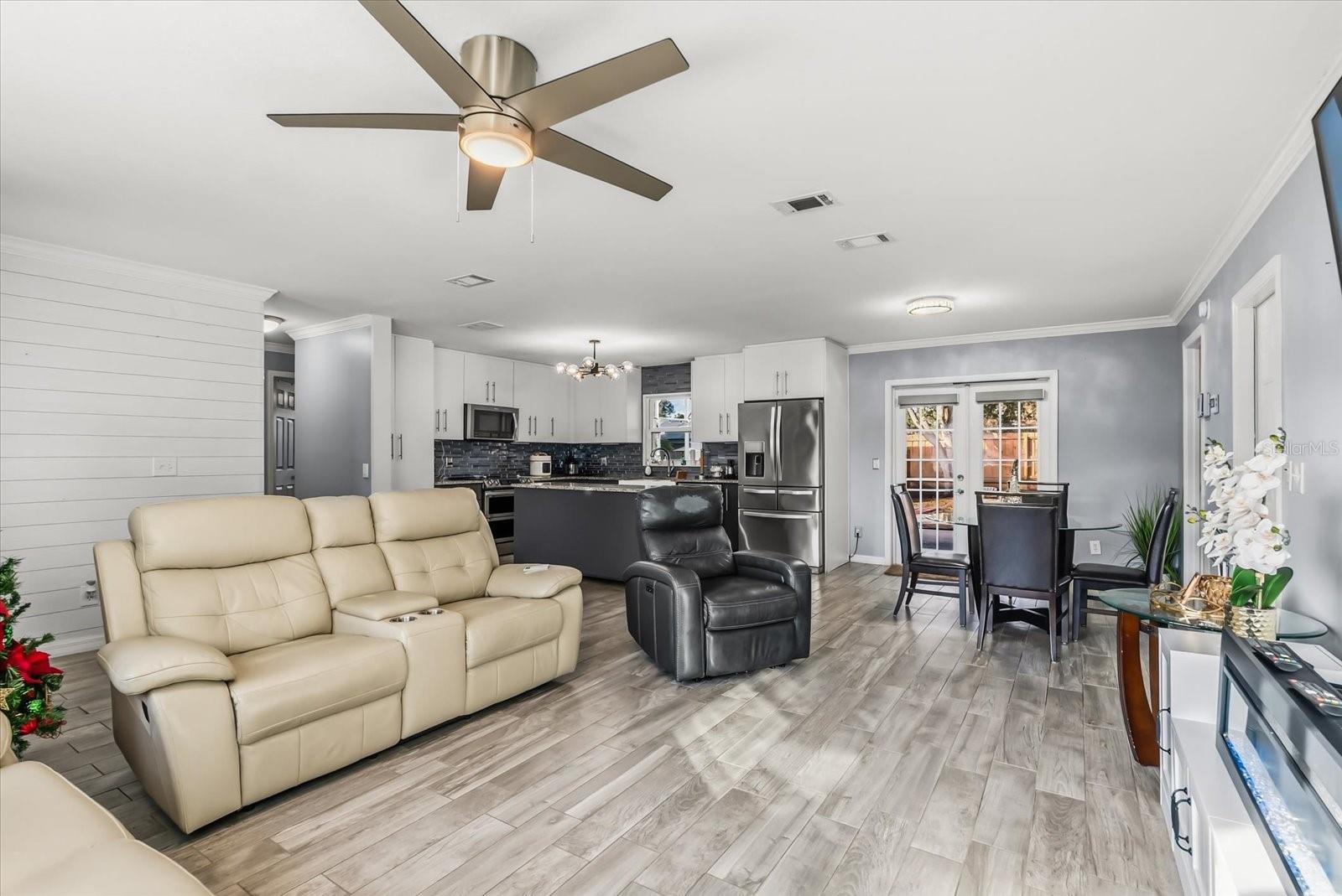 9729 HEATHERWOOD COURT