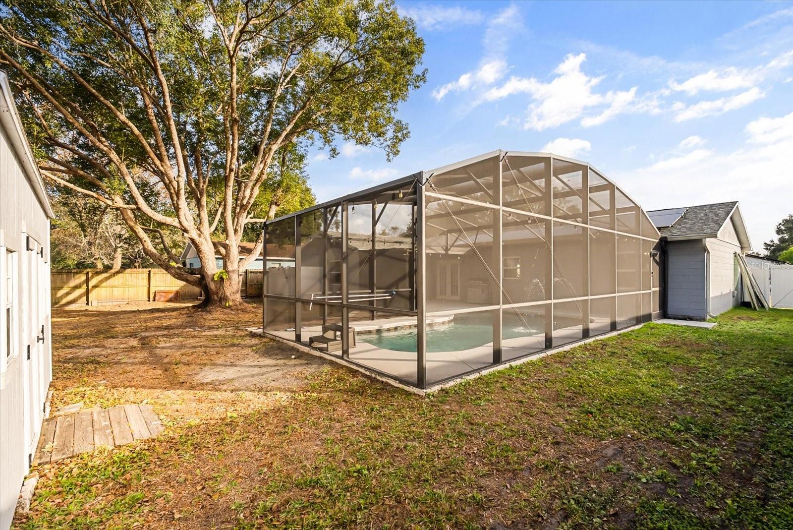 RIVERWOOD VILLAGE - Residential