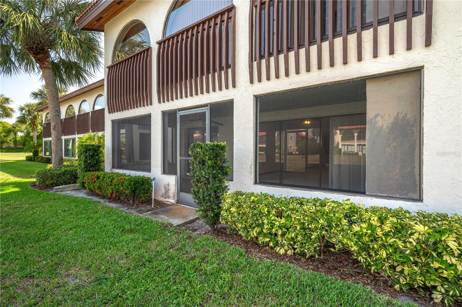 COUNTRY CLUB VILLAGE CONDO - Residential