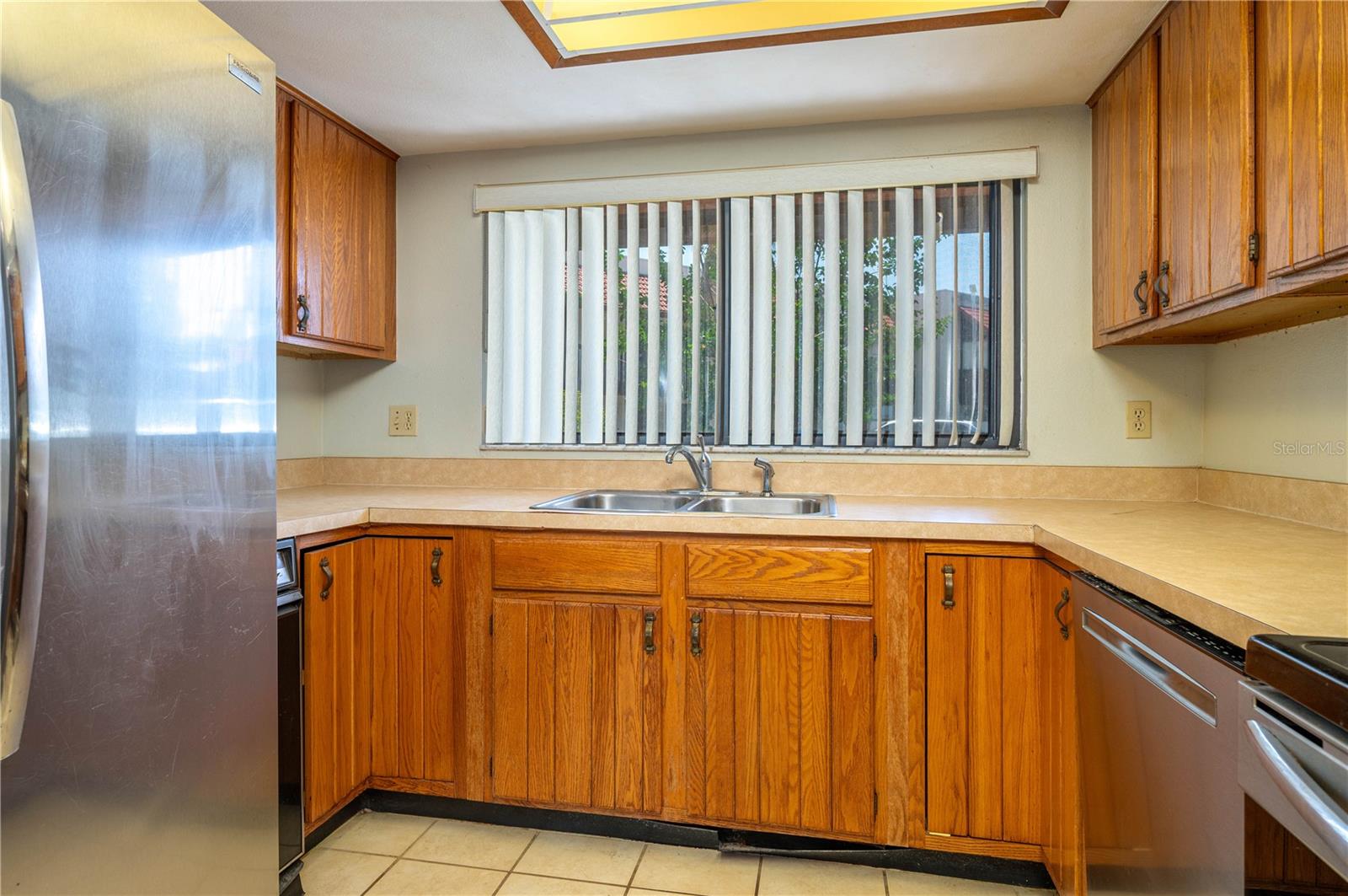 COUNTRY CLUB VILLAGE CONDO - Residential