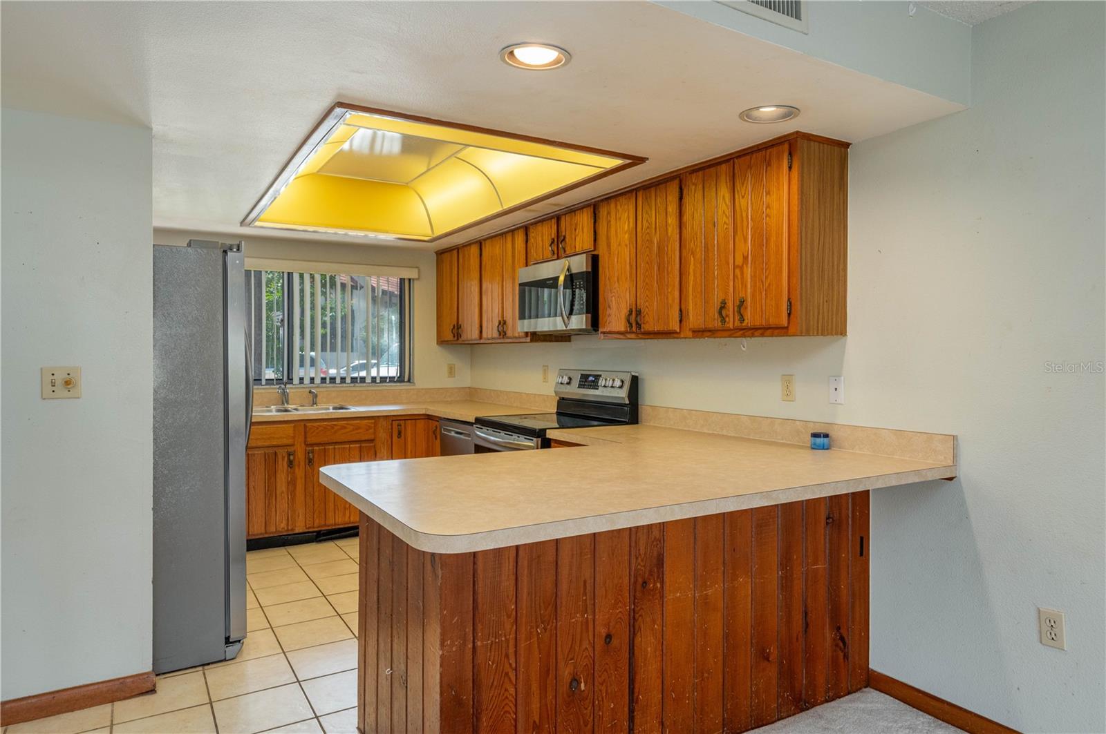 COUNTRY CLUB VILLAGE CONDO - Residential
