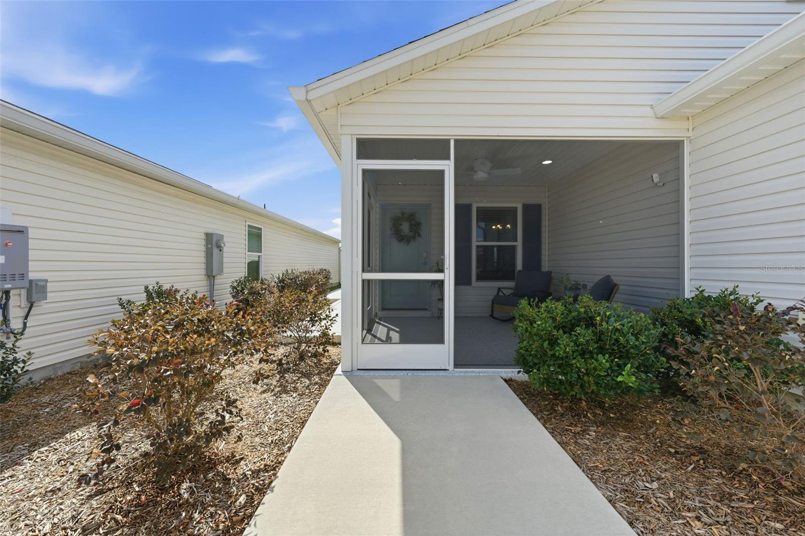 1228 LACHAPELLE LANE