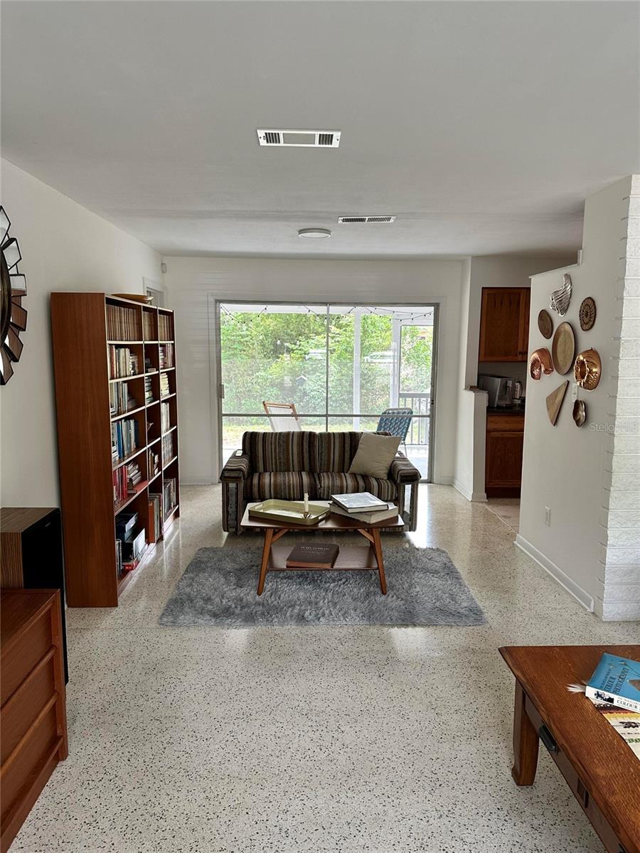 1000 NW 39TH DRIVE