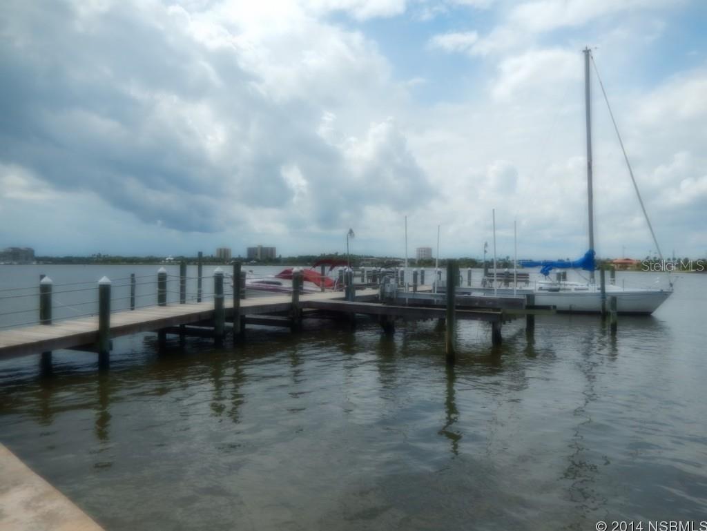 Pendleton Club Condo - Residential