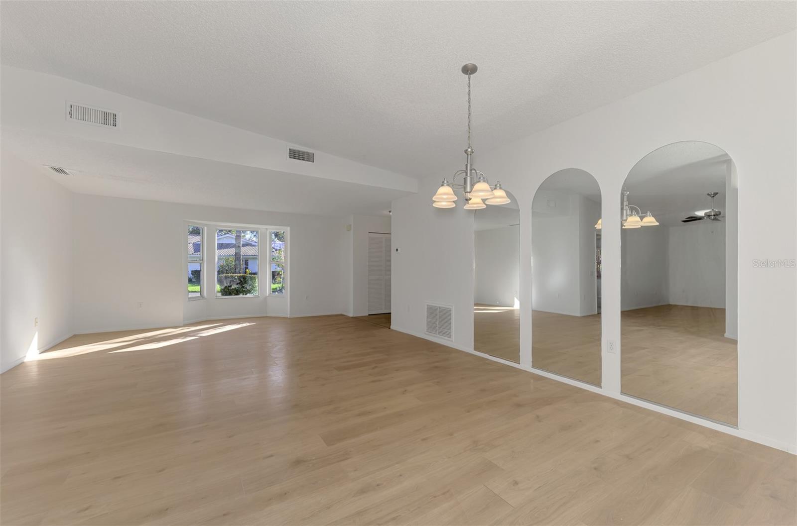 GARDEN LAKES VILLAS SEC 2 - Residential