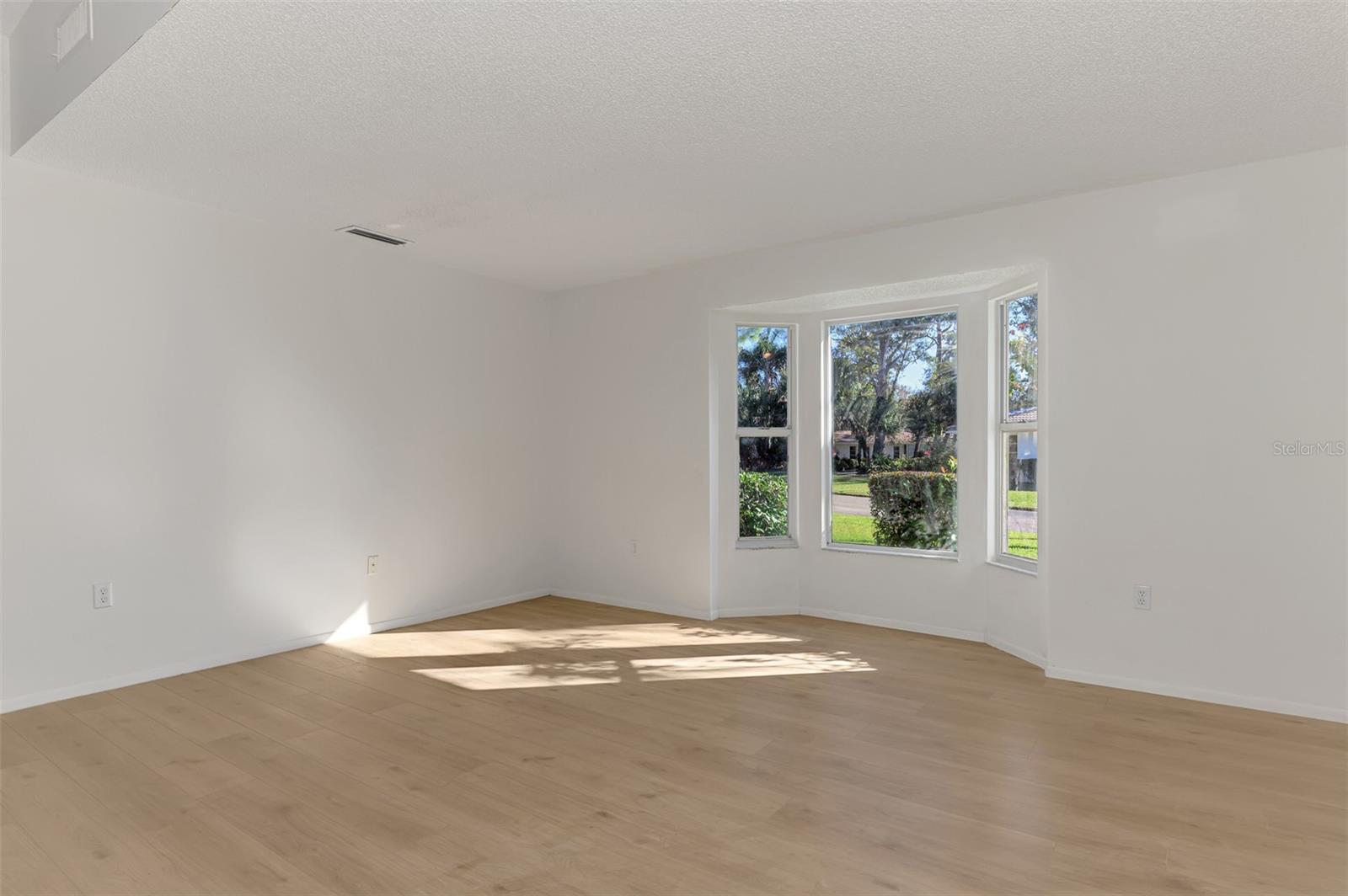 GARDEN LAKES VILLAS SEC 2 - Residential