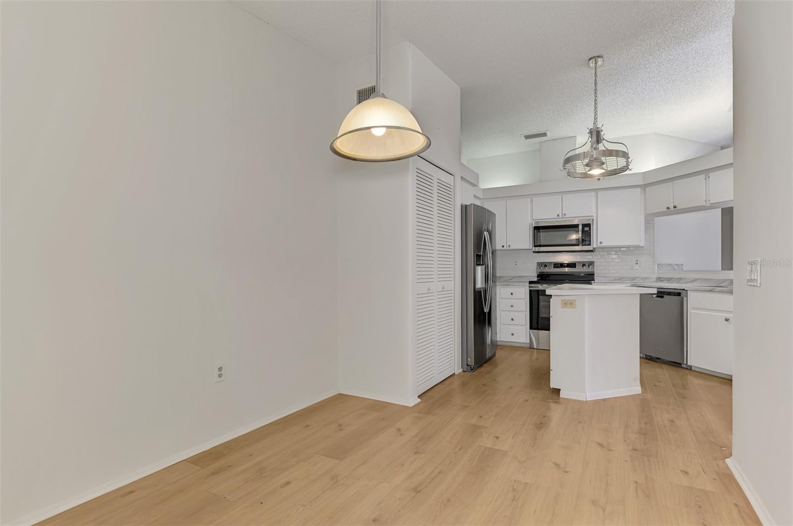 GARDEN LAKES VILLAS SEC 2 - Residential