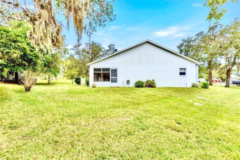 A home in LECANTO