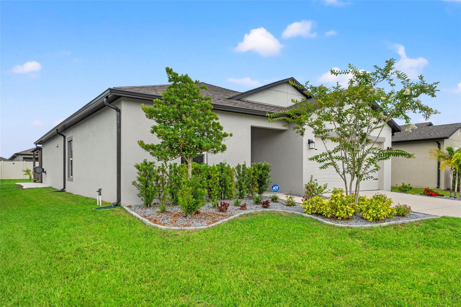 12948 CONQUISTADOR LOOP